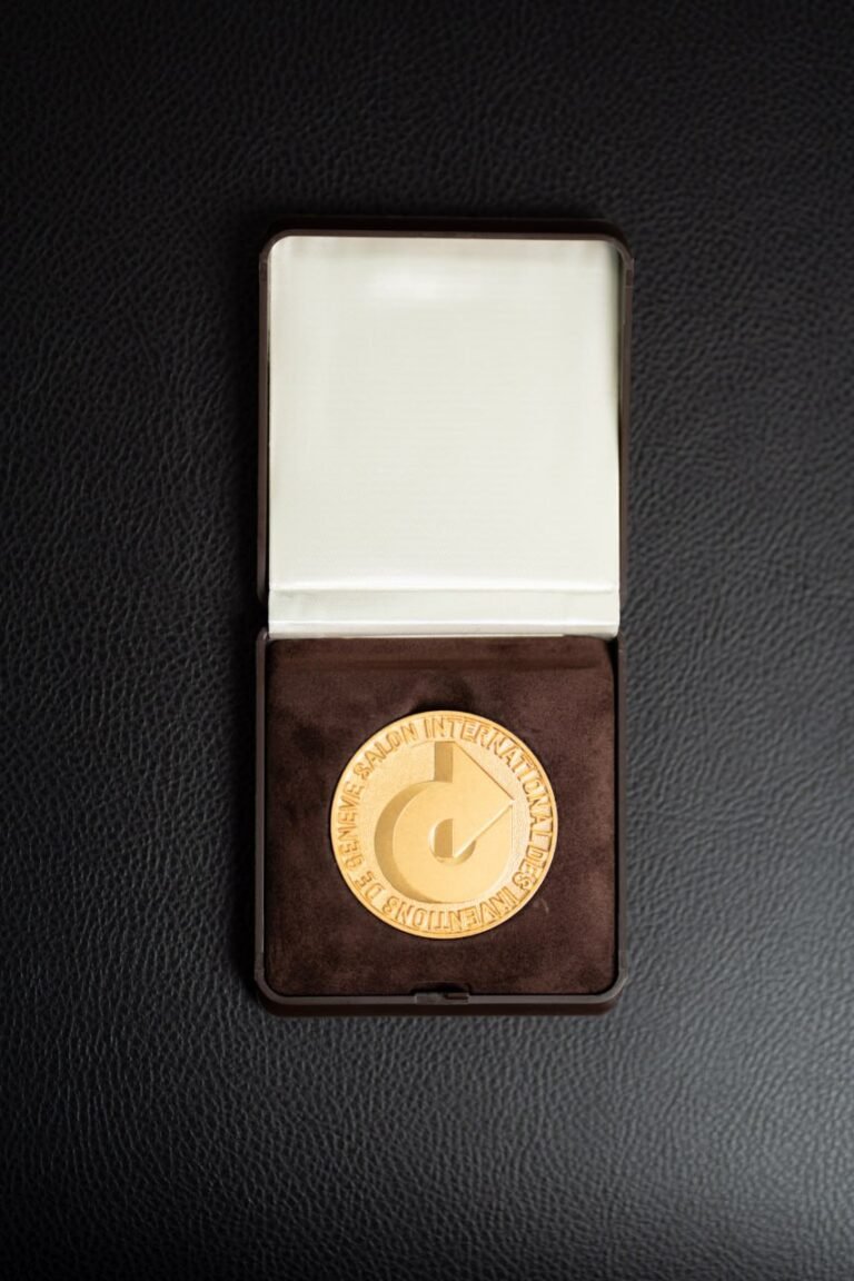 photo_5424694835207147205_y