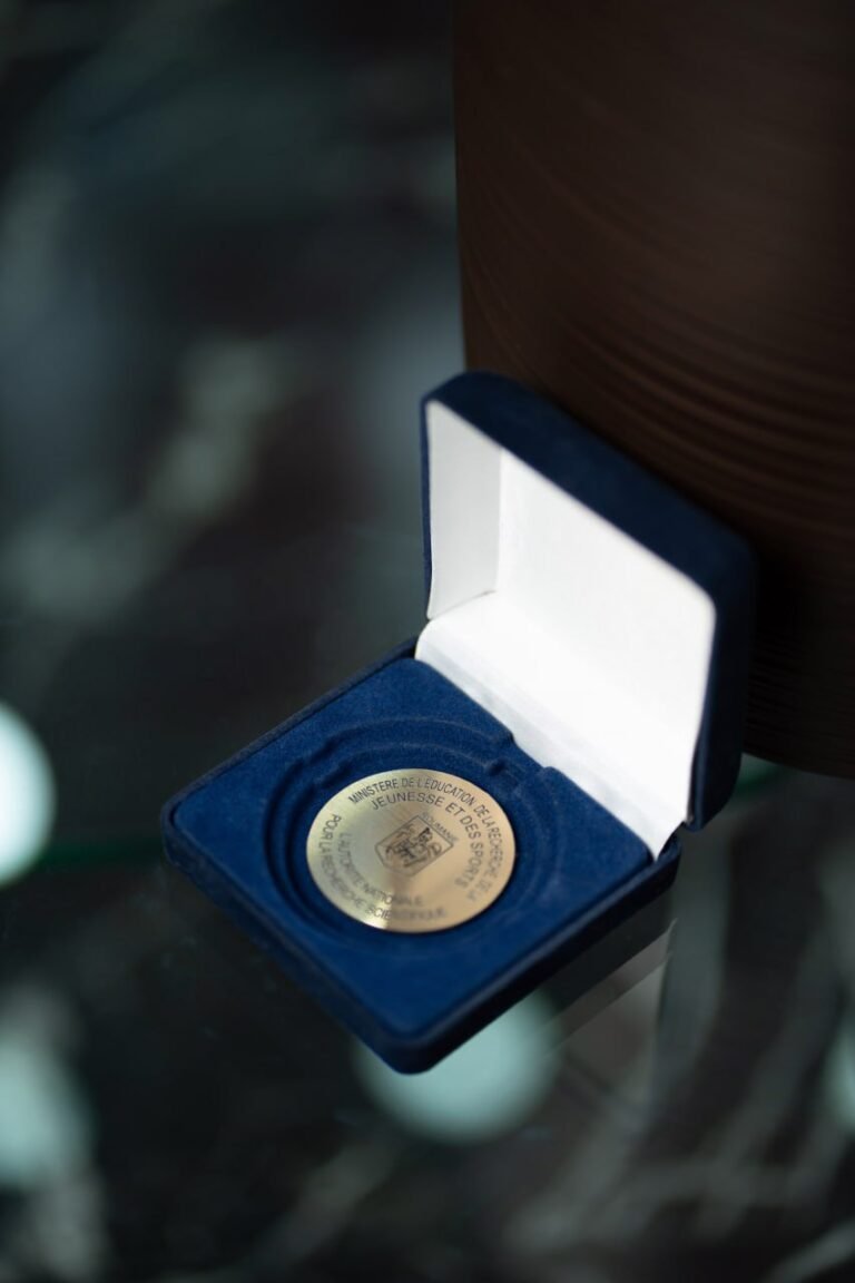 photo_5424694835207147212_y