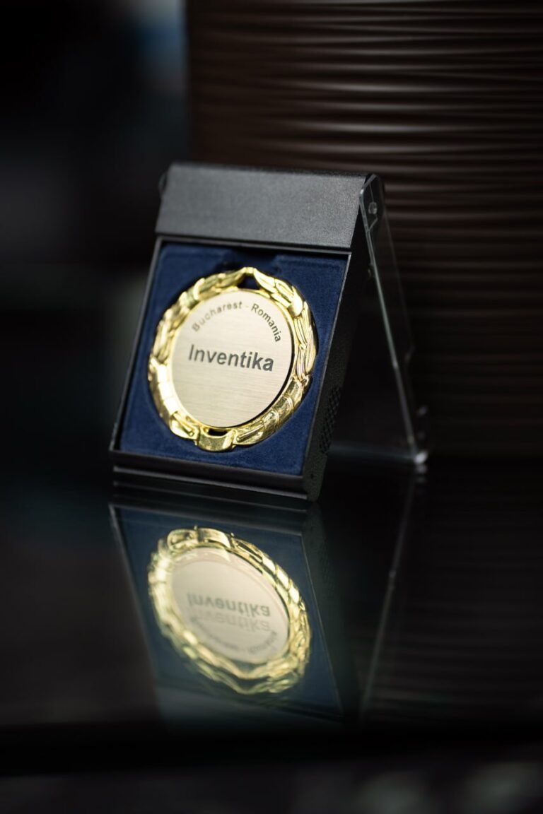 photo_5424694835207147217_y