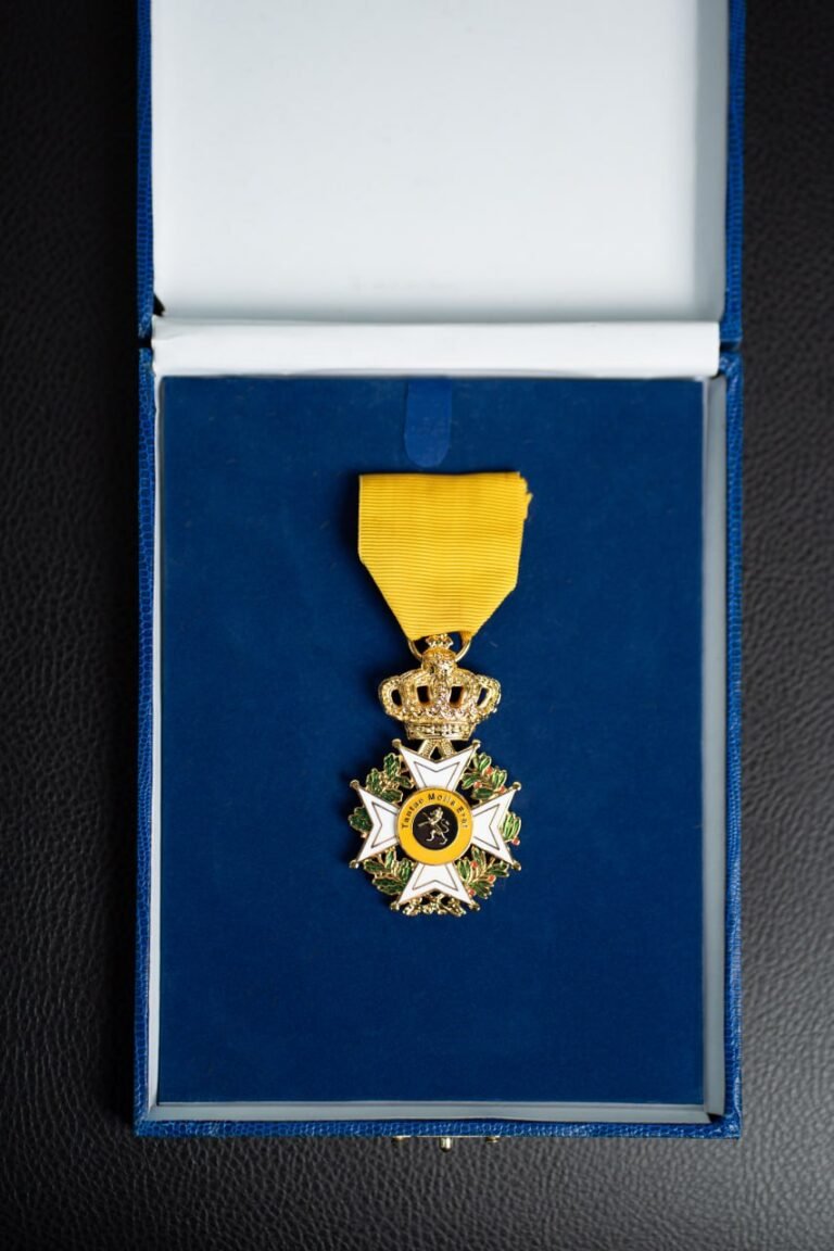 photo_5424694835207147223_y