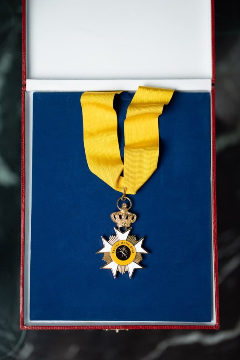 photo_5424694835207147225_y